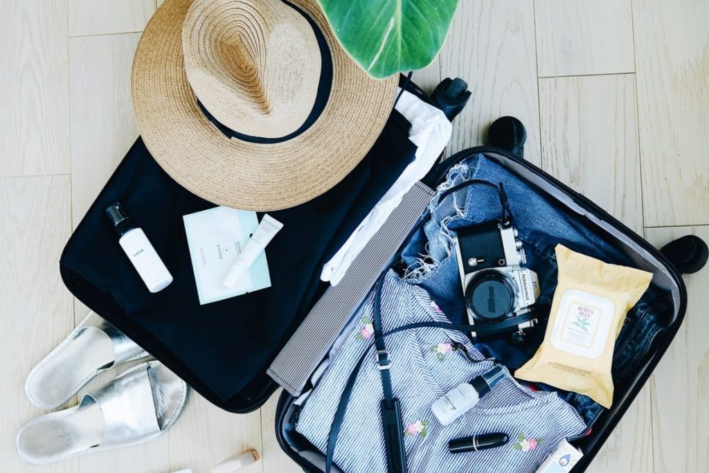 Titelbild zu „Was ist versichert wenn es im Urlaub auf Reisen zu einen Diebstahl kommt?“
